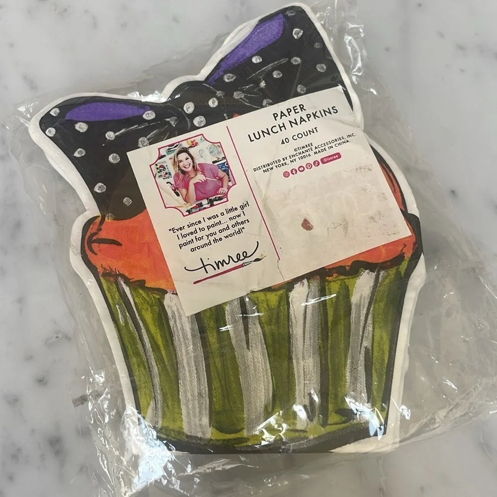 NEW Halloween 40 Paper Cupcake Lunch Cocktail Napkins.